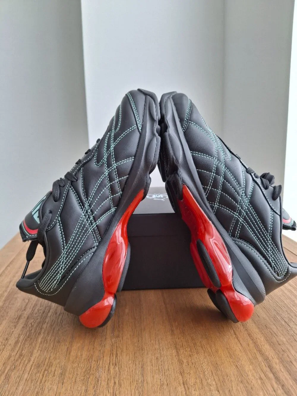 (New) Puma – Cell Dome King x Dua Lipa Sneakers (Black-Poppy Red) – Women's 8.5